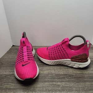 Nike React Phantom Run Flyknit 2 Pink Black Women's Size 7 Running Shoes